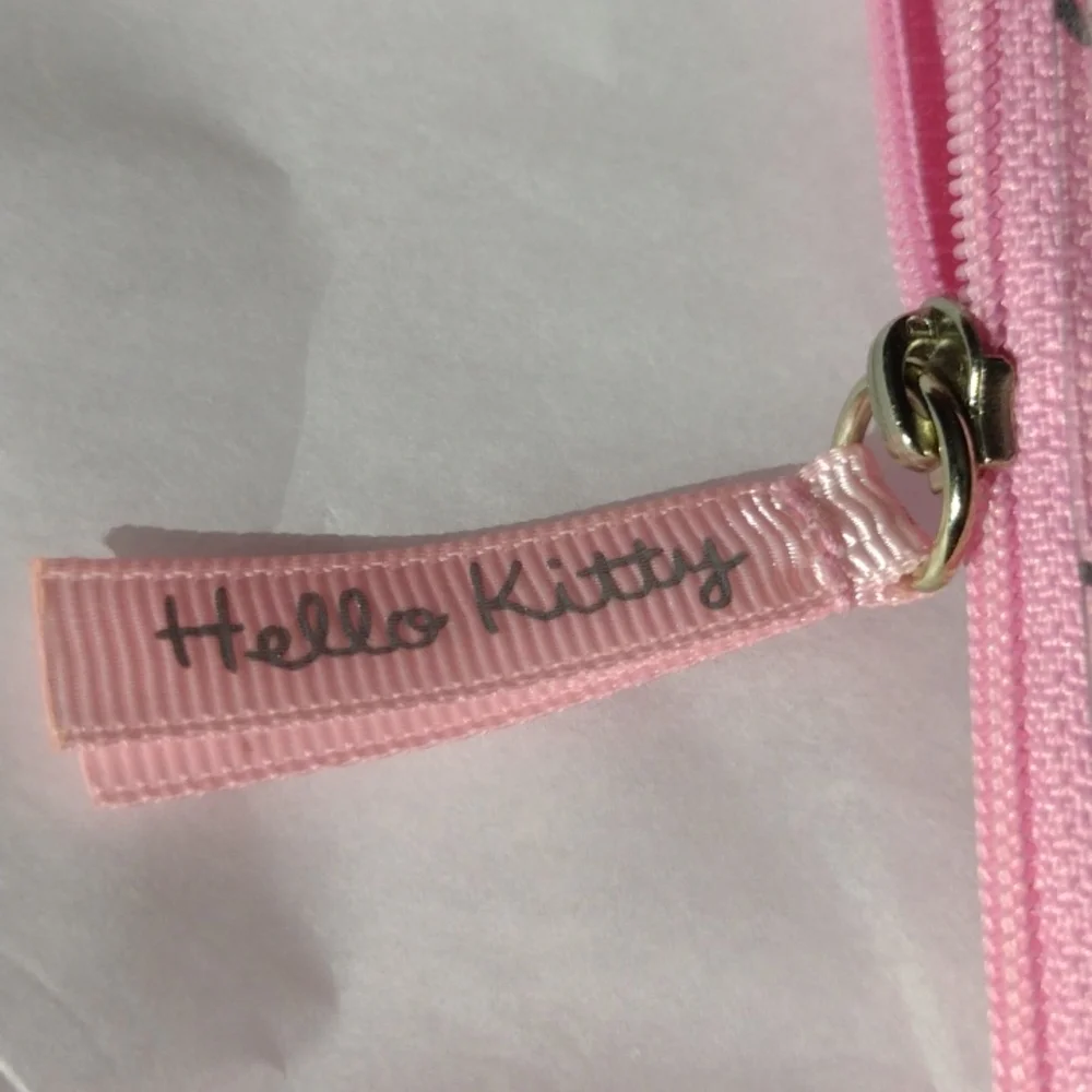 Hello Kitty Sparkling 💖 Pink Pouch Valuables, Zippered Case Laptop, Ipad NWT - Picture 6 of 10